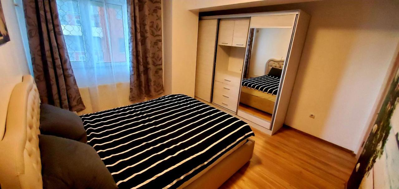 Apartament Mamaia Central Lac Siutghiol 2 Daire Dış mekan fotoğraf